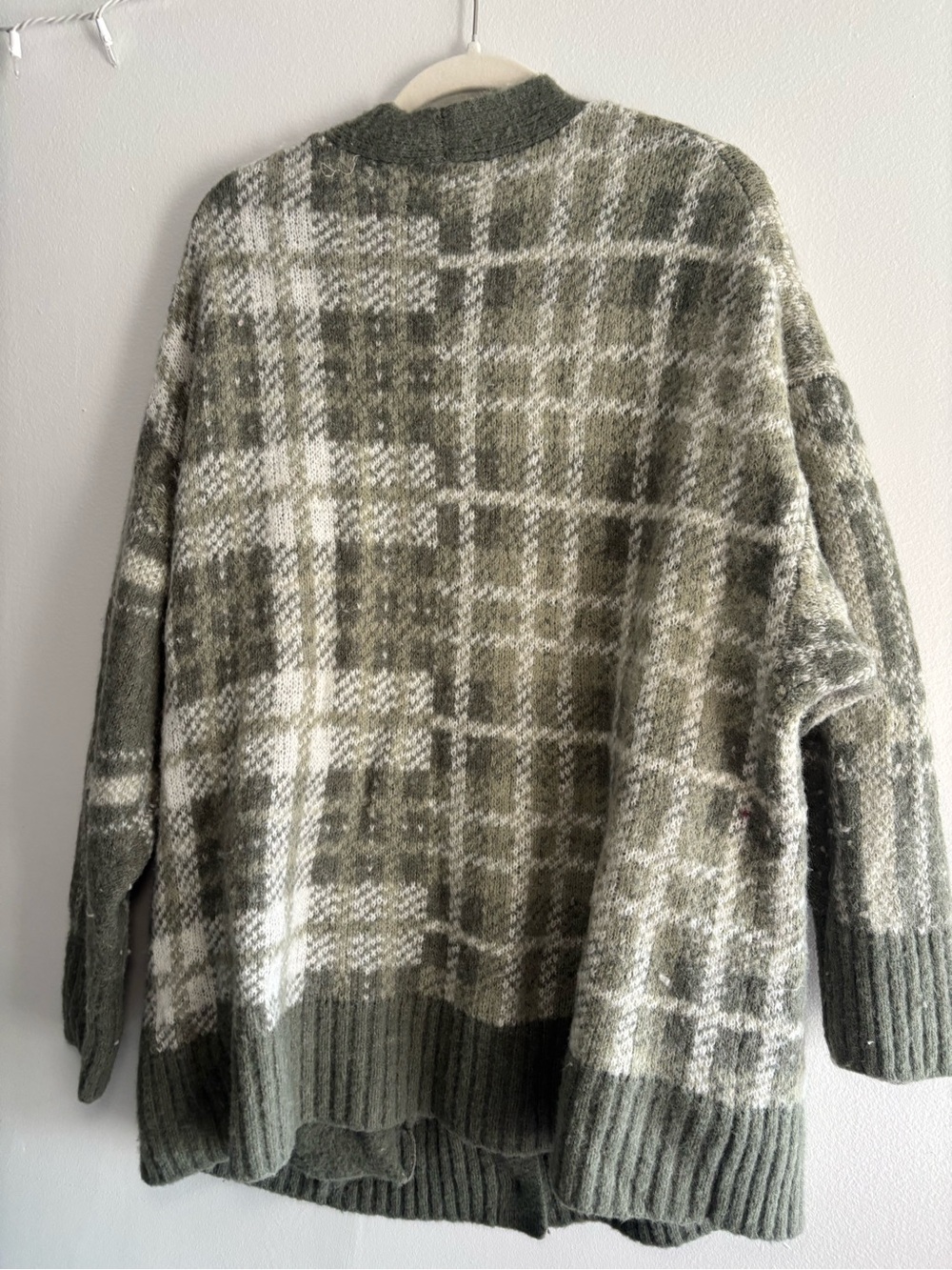 American Eagle Cardigan - Picture 3 of 8